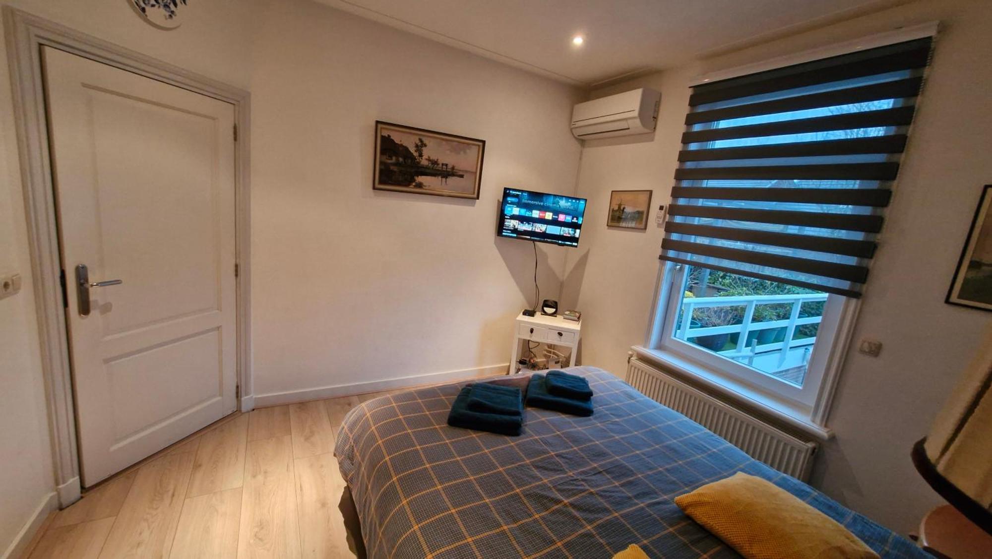 Bed & Breakfast Moments Schagen Room photo